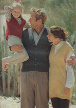 Load image into Gallery viewer, Peter Gregory Knitting Booklet Family Classics AK10