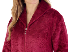 Load image into Gallery viewer, Slenderella Ladies Embossed Fleece Zip Up Dressing Gown (4 Colours)