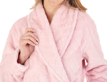 Load image into Gallery viewer, Slenderella Ladies Diamond Flannel Fleece Dressing Gown (2 Colours)