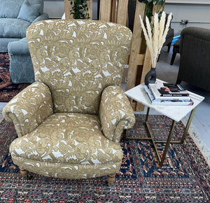 Ex Display Twickenham Chair Covered With Laurence Llewelyn-Bowen Fabric