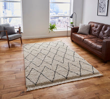 Load image into Gallery viewer, Boho Moroccan Beni Ourain Diamond Pattern Shaggy Pile Rug (5 Colours)