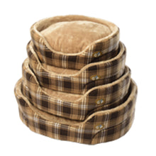 Load image into Gallery viewer, Gor Pets Essence Soft Fleece Standard Checked Bed (3 Colours)