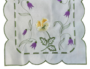 http://images.esellerpro.com/2278/I/205/973/spring-floral-traycloth-close-up.JPG